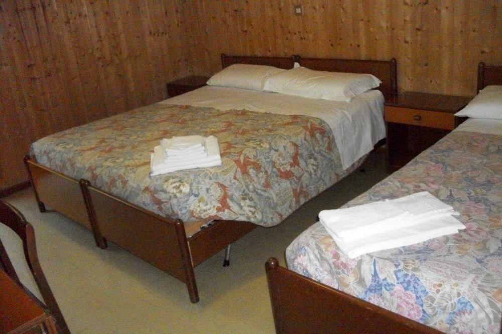 Hotel Casa Alpina Dobbiaco Esterno foto