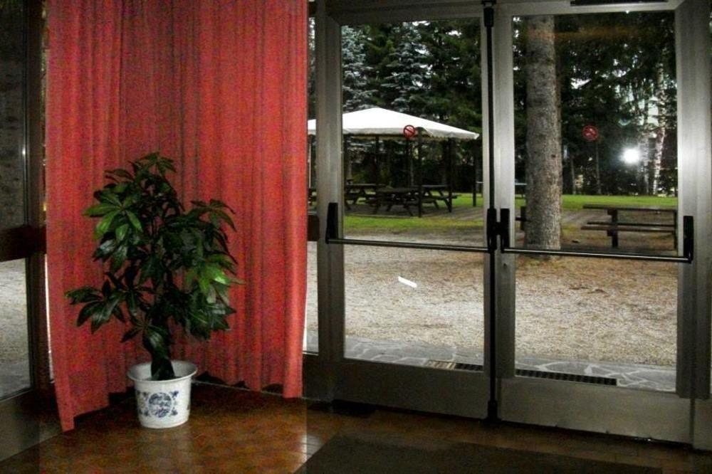 Hotel Casa Alpina Dobbiaco Esterno foto